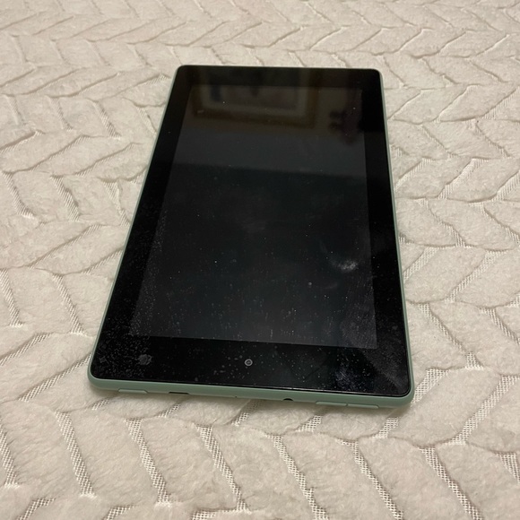 Mint Green KINDLE Fire (Gen 7) - Picture 1 of 2